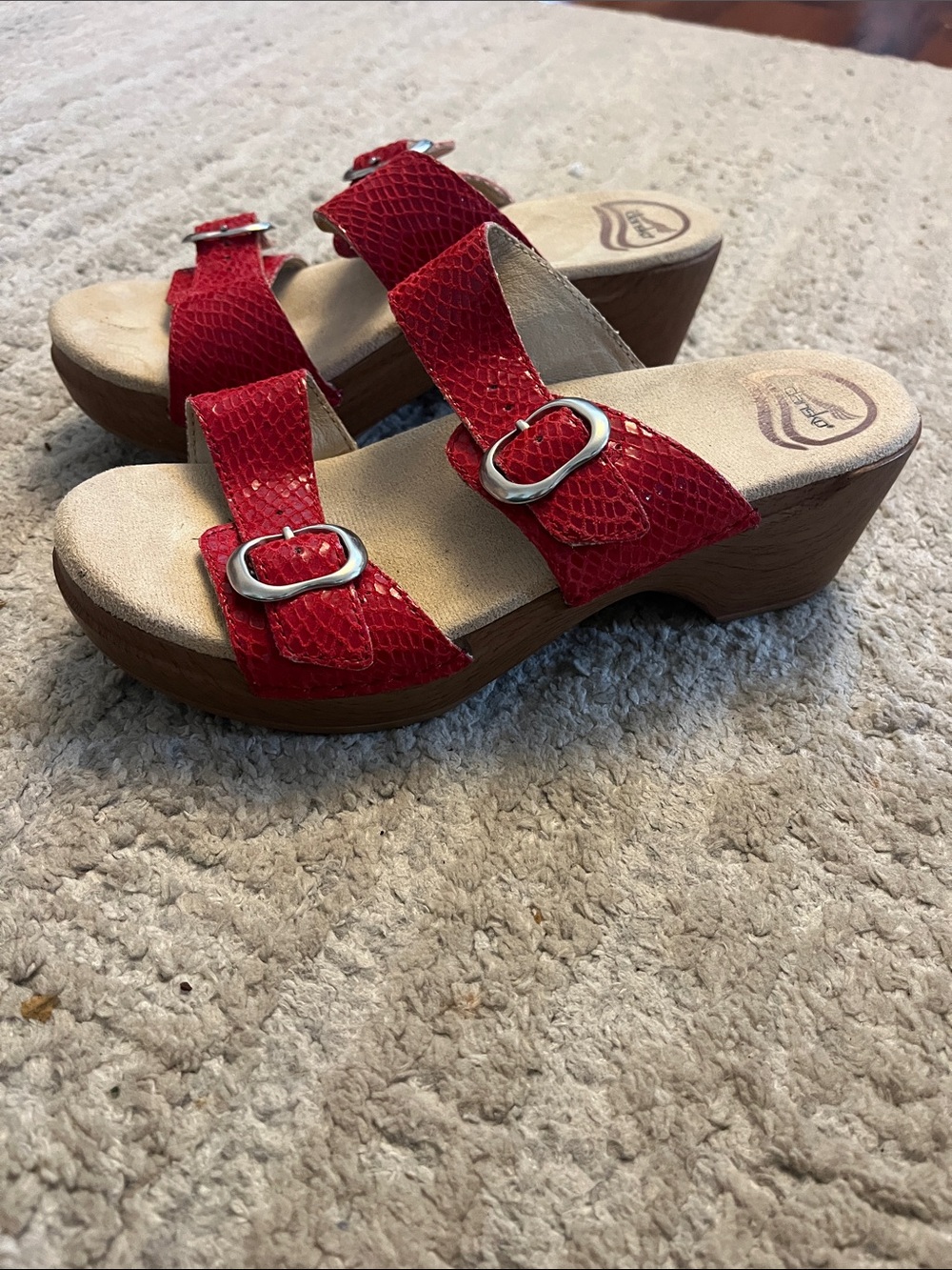 Dansko Sophie Red Snake Print Adjustable Leather 2” Mule Wedge Sandals 37 - Picture 2 of 7